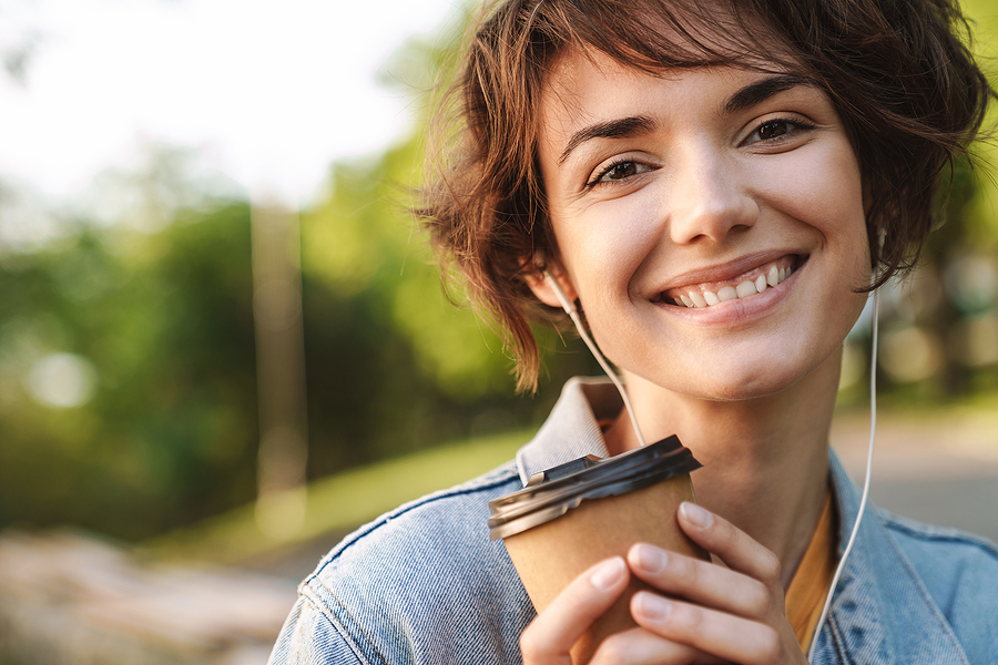 The Comprehensive Health Benefits of Investing in Cosmetic Dentistry The Comprehensive Health Benefits of Investing in Cosmetic Dentistry